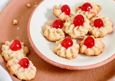 FREE BUTTER AND OIL ALMOND COOKIES